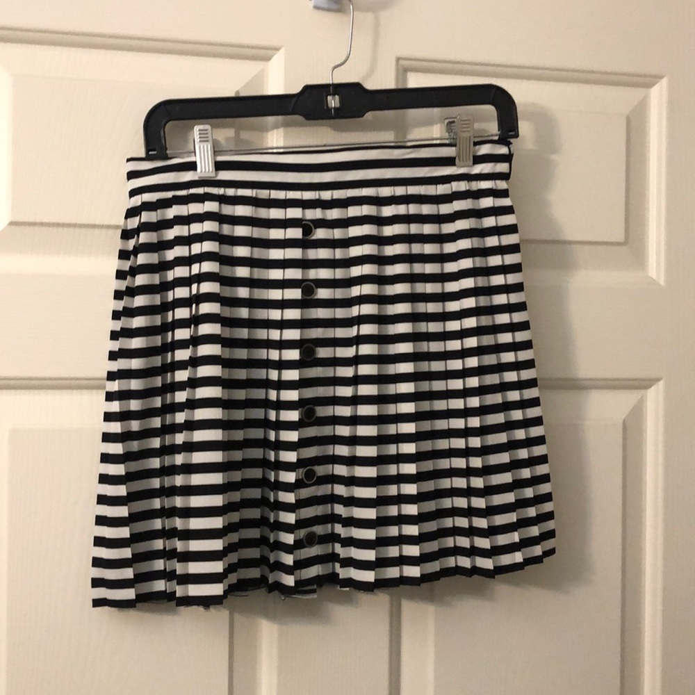 Candies pleated stripe skirt with buttons M